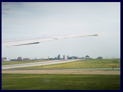 Landing on Toronto Pearson Airport 11